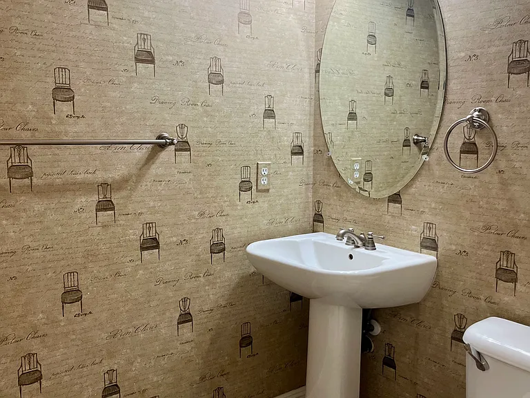 1679 Whispering Wind Dr — Photo 25
