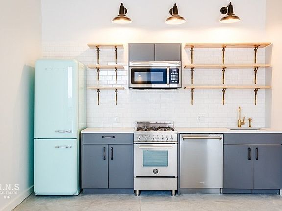 4th image of 360 Wythe Ave #503