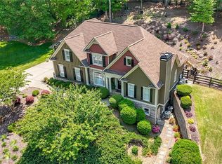 112 Pebblebrooke Run, Canton, GA 30115