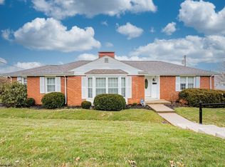 421 Rebecca St, Morgantown, WV 26505