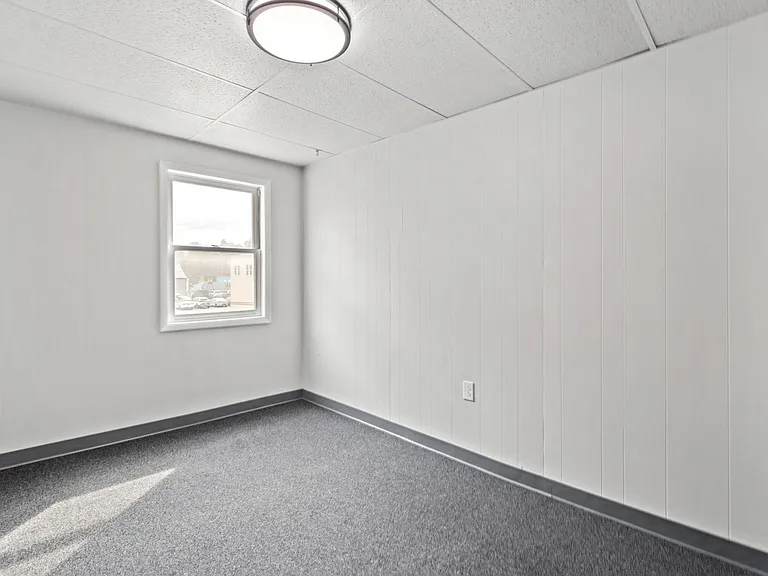 412 Mill Street — Photo 15
