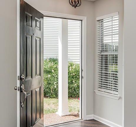 3rd image of 7035 Penbrook Dr
