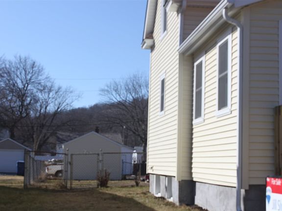 2nd image of 702 Indian Rd