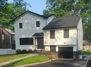 21 Hickory Rd, West Orange, NJ 07052