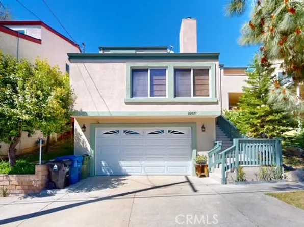 22637 Margarita Dr, Woodland Hills, CA 91364