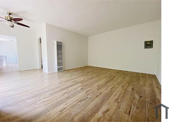 1st image of 1105 W 94th St #1-2