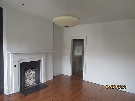 Rented by Laurie Brant Realty | media 8