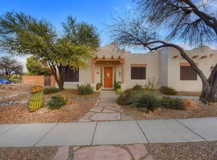 330 N Eastern Slope Loop, Tucson, AZ 85748