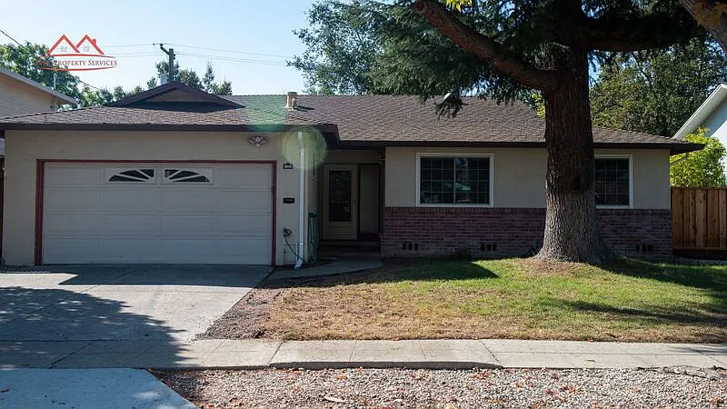 3 bed, 2.0 bath, 1488 sqft, $5,300 — Photo 1