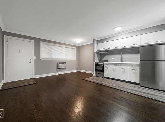 3rd image of 7201 W Wellington Ave APT C3