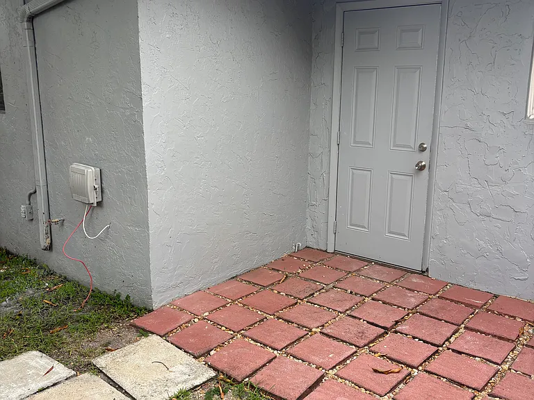 199 NE 23rd St #199 — Photo 42