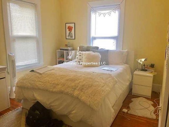 5th image of 48 Winthrop St #A2