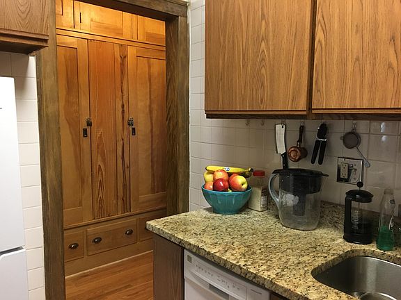 4th image of 2360 N Cambridge Ave APT 113