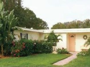 4828 Greenleaf Rd, Sarasota, FL 34233