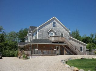 49 North Rd, Jamestown, RI 02835