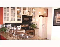 4th image of 856 Glades Ct NE