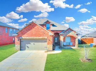9709 Summerhill Ln, Yukon, OK 73099