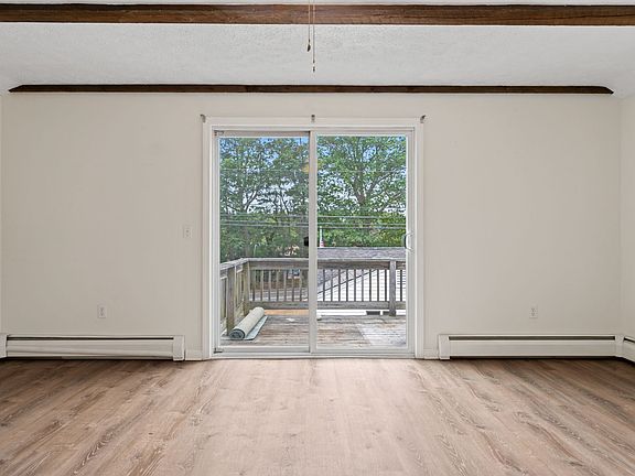 4th image of 381 Littlefield Rd Unit 2