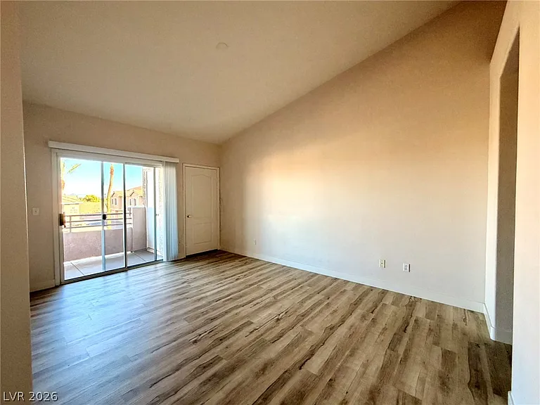 9901 Trailwood Dr #2004 — Photo 14