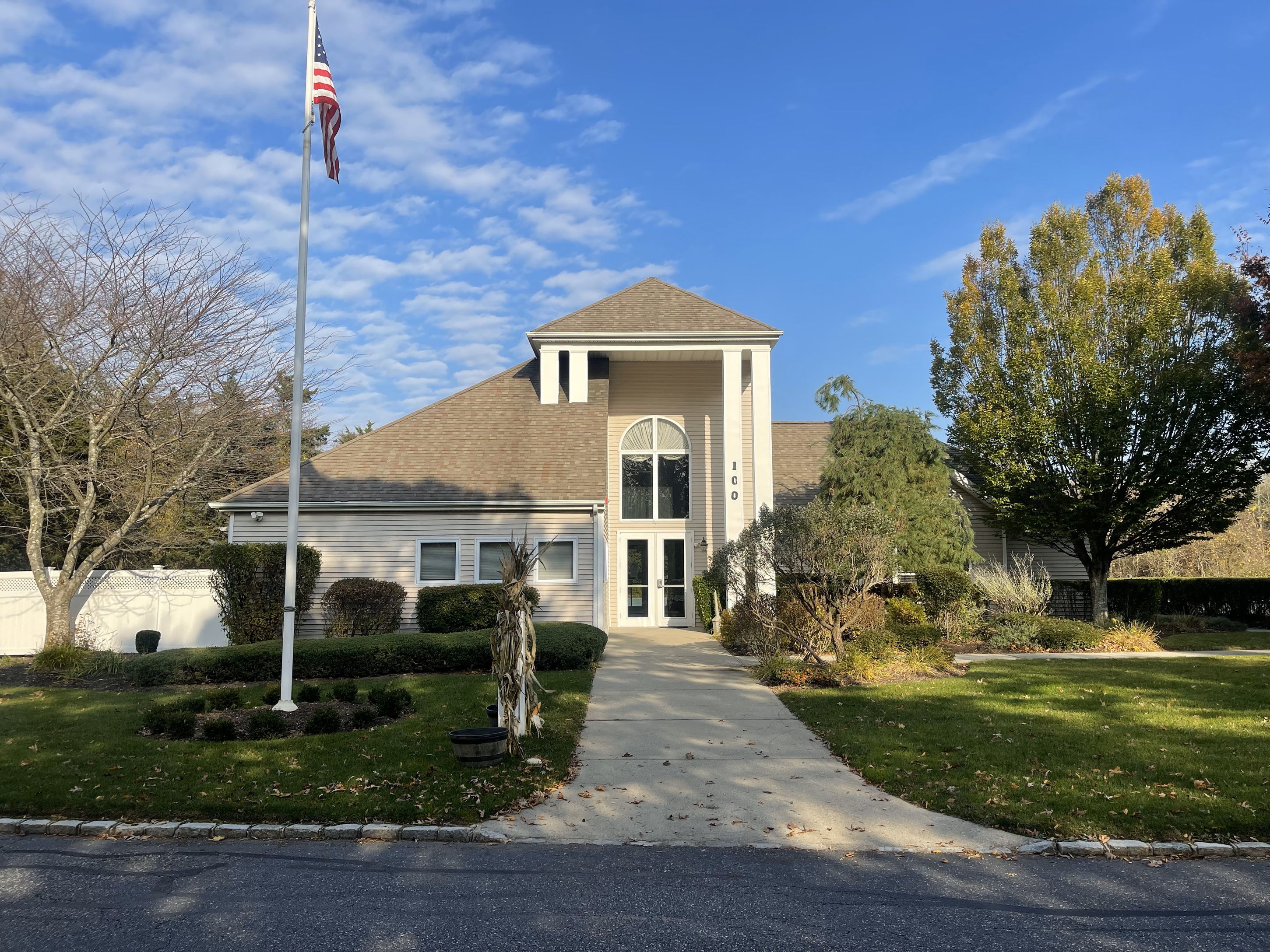 1605 Willow Pond Dr, Riverhead, NY 11901 Out East