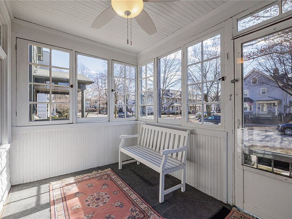 218 Milburn St, Rochester, NY 14607 Zillow