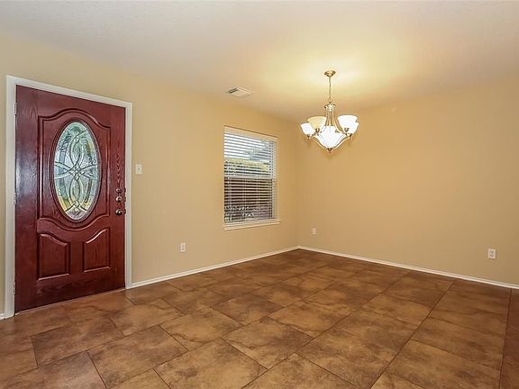 2nd image of 2122 Pine Croft Dr