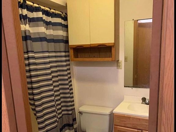 4th image of 135 Paddock Green Dr #3