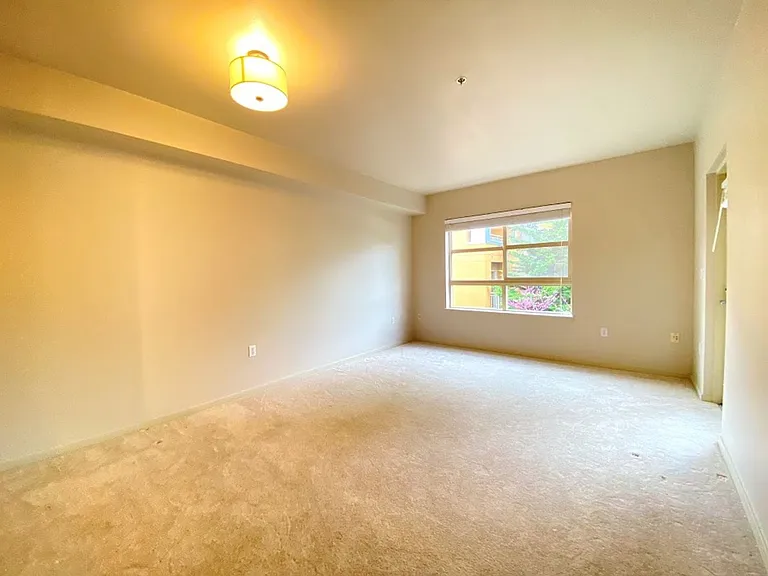 111 108th Ave NE #A312 — Photo 6