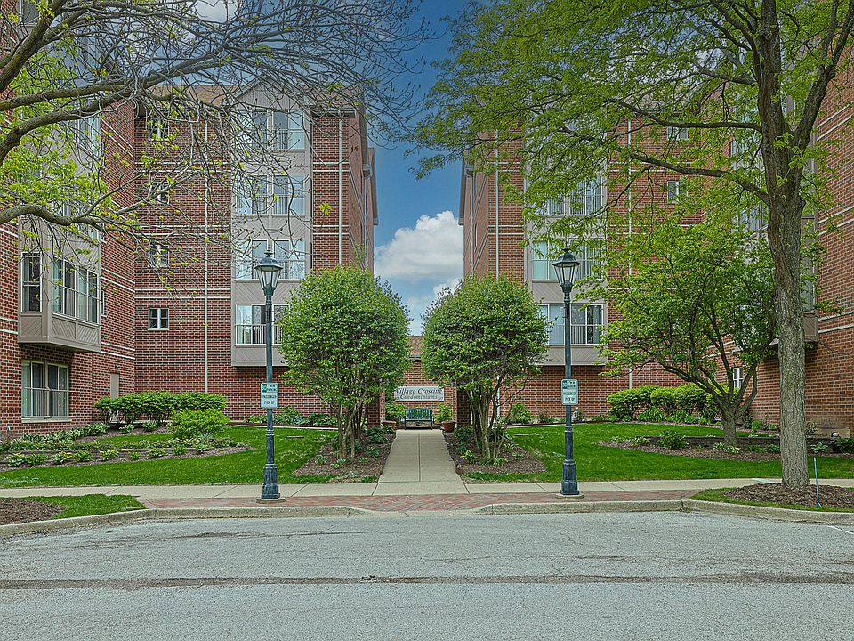 1st image of 27 E Hattendorf Ave Unit 213