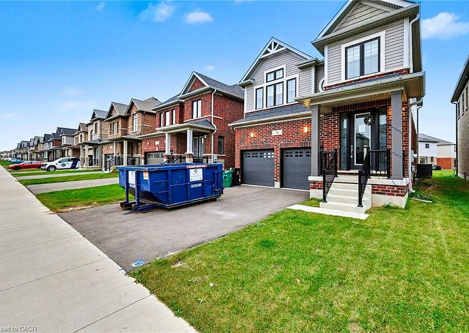 1st image of 9 Prince Philip Blvd