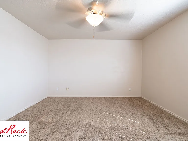 Fourplex - 620 W Evans Ridge — Photo 30