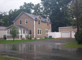 24 Burns St, Fairfield, ME 04937