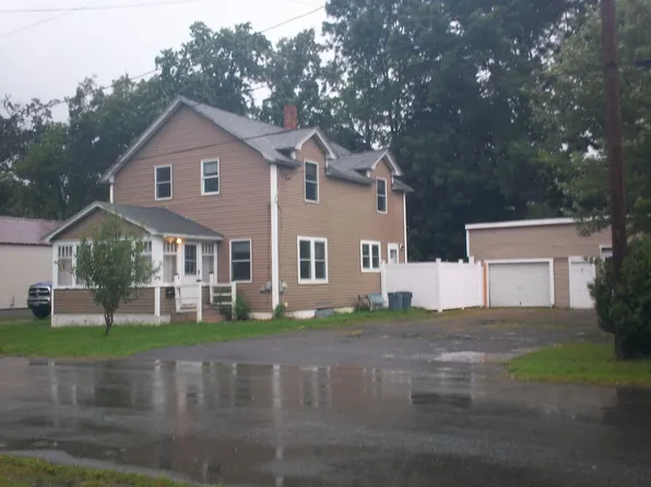 24 Burns St, Fairfield, ME 04937