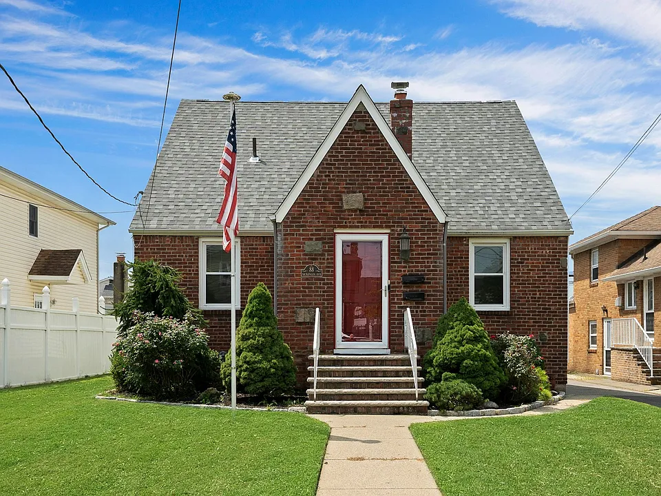 88 McKinley Ave #1