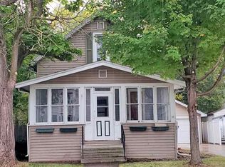 1654 Ohio St, Oshkosh, WI 54902