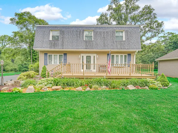 5675 S Liverpool Rd, Hobart, IN 46342