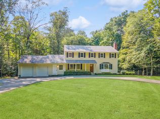 37 Hannahs Rd, Stamford, CT 06903