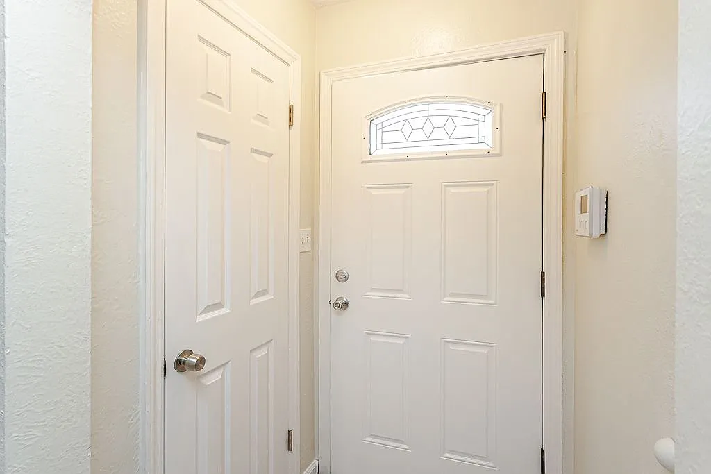 253 W Capistrano Ave — Photo 3