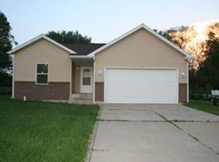 1607 Greenway St, La Porte, IN 46350