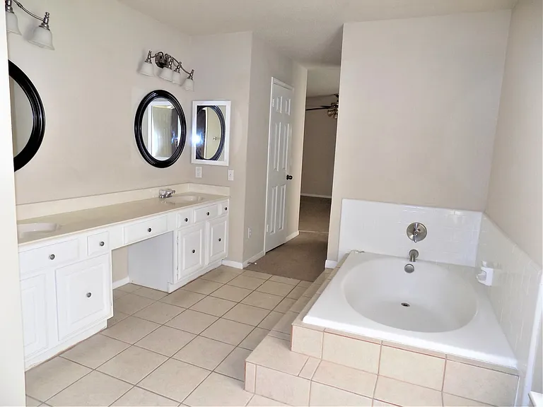 12315 Mill Ridge Dr — Photo 8
