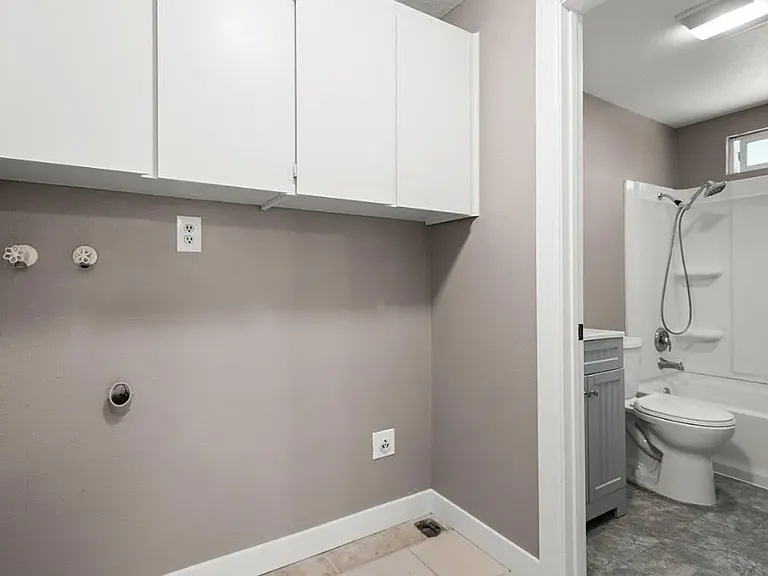 3208 NE 44th St #3208 — Photo 2
