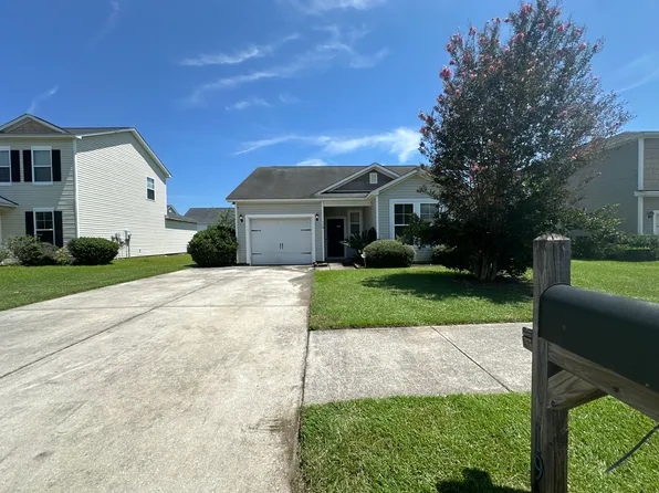 119 Hyrne Dr, Goose Creek, SC 29445