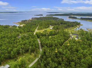 100 Pleasant Ct, Brookeland, TX 75931