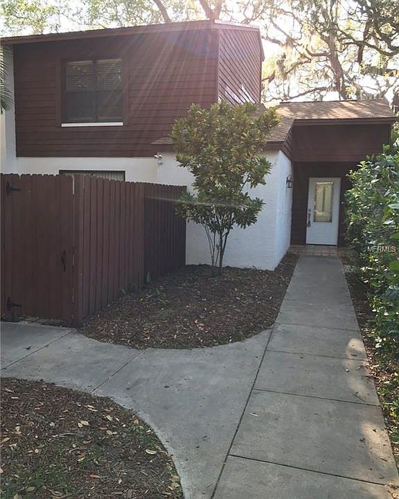 1st image of 716 Fairwood Ln