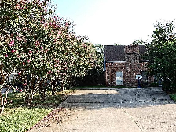 2nd image of 8907 Wilson Reid Dr
