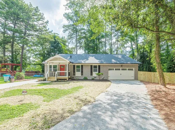 176 N Woodland Dr, Doraville, GA 30340