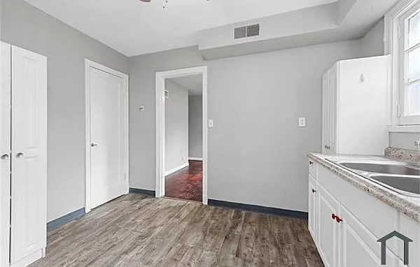 8733 College Ave — Photo 7