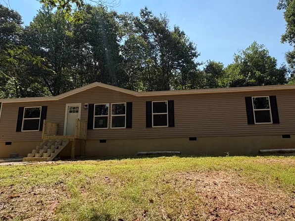 1020 Neal Rd, Commerce, GA 30530