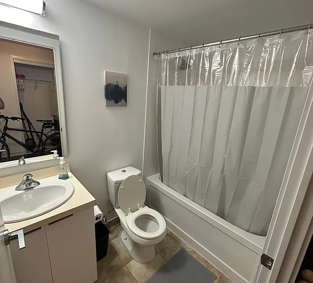 14 York St #701A — Photo 3