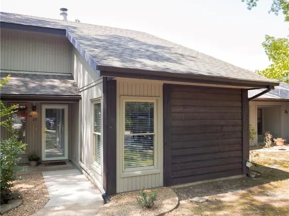 29 Shakespeare Dr, Bella Vista, AR 72714